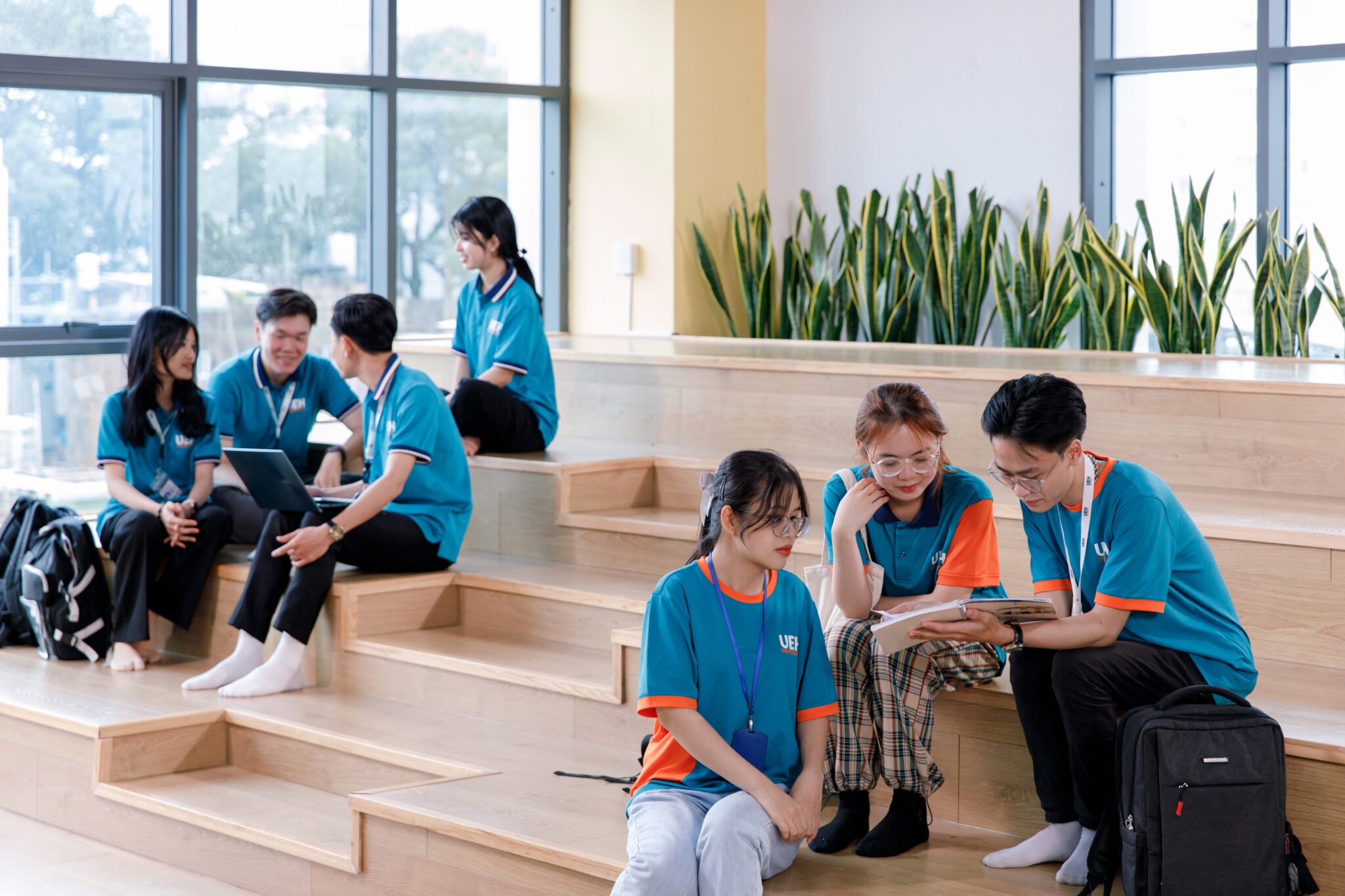 Tại sao chọn UEH - Rộng mở cơ hội nghề nghiệp